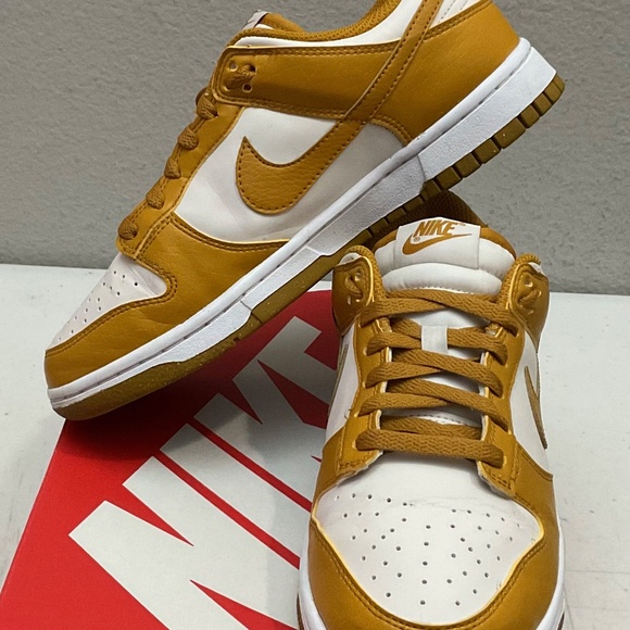 Size US - 8  / EUR 39 NIKE Dunk Low Next Nature Phantom / gold- DN1431-001 - Picture 2 of 9